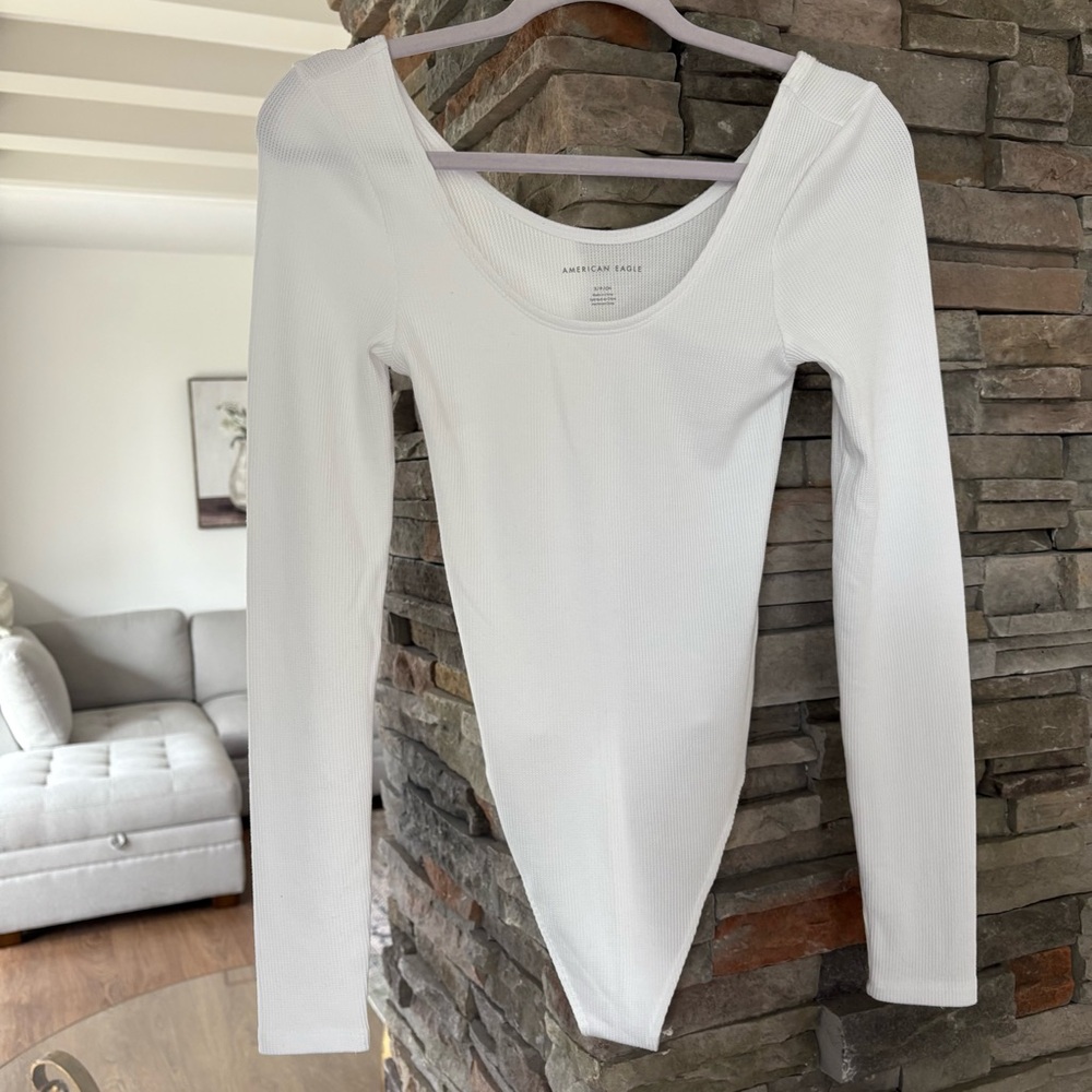 American Eagle Long-Sleeve Scoop Neck Bodysuit
